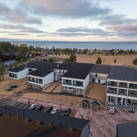 Aurinkoranta D8 Saunallinen Yksioe アパート カラヨキ